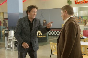 Timothy Hutton and Dave Foley in LEVERAGE - Season Three - "The Ho, Ho, Ho Job" | © 2010 TNT/Karen Neal