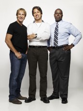 Scott Bakula, Ray Romano and Andre Barugher in MEN OF A CERTAIN AGE - Season Two | ©2010 TNT