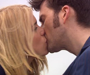 Billie Piper and David Tennant in DOCTOR WHO - Series 4 - "Journey's End" | ©2008 BBC