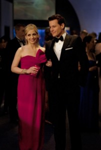  Sarah Michelle Geller and Ioan Gruffudd in RINGER - Season 1 | ©2011 The CW Network/Jojo Whilden