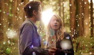 Thomas Dekker and Britt Robertson in THE SECRET CIRCLE - Season 1 - "Pilot" | ©2011 The CW Network