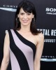 Perrey Reeves at the Premiere of TOTAL RECALL | ©2012 Sue Schneider