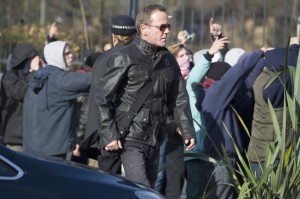 Jack (Kiefer Sutherland) is on the move trying to stop a terrorist attack in 24: LIVE ANOTHER DAY | © 2014 Daniel Smith/FOX