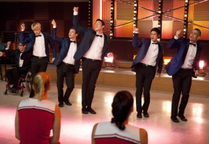 Kevin McHale, Chord Overstreet, Kurt, Cory Monteith, Harry Shum Jr. and Mark Salling in GLEE - Season 2 - "Never Been Kissed" | ©2010 Fox