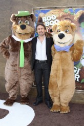 Director Eric Brevig and Yogi Bear and Boo Boo at the Los Angeles Premiere of YOGI BEAR | 2010 © Sue Schneider
