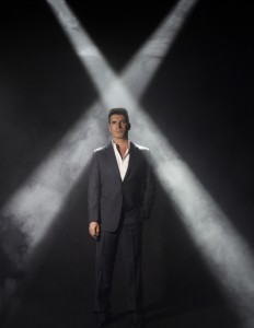 Simon Cowell judges THE X FACTOR | ©2011 Fox