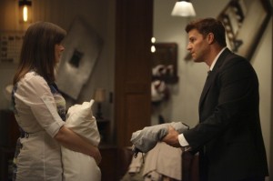 Emily Deschanel and David Boreanaz in BONES - Season 6 - "The Hole in the Heart" | ©2011 Fox/Patrick Wymore