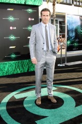Ryan Reynolds at the Los Angeles Premiere of GREEN LANTERN | ©2011 Sue Schneider