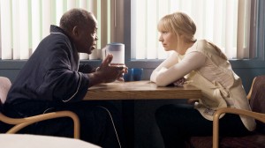 Danny Glover and Beth Riesgraf in LEVERAGE - Season 4 - "The Van Gough Job" | ©2011 TNT