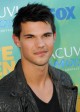 Taylor Lautner at the TEEN CHOICE 2011 Awards | ©2011 Sue Schneider