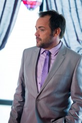 Mark Sheppard in LEVERAGE - Season 4 - "The Queen's Gambit Job" | ©2011 TNT/Erik Heinila