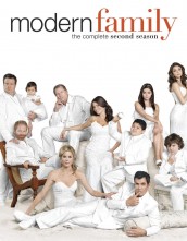 MODERN FAMILY Season 2 | © 2011 Fox Home Entertainment
