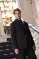 Daniel Gillies in THE VAMPIRE DIARIES - Season 2 - "Rose" | ©2011 The CW/Quantrell Colbert