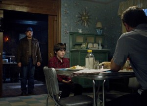 Jim Beaver, Colin MacKechnie and Edward Foy in SUPERNATURAL - Season 7 - "Death's Door" | ©2011 The CW/Michael Courtney