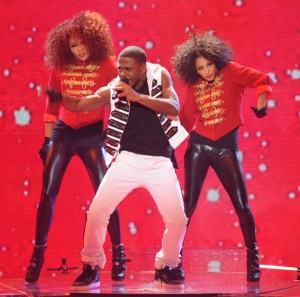 Marcus Canty in THE X FACTOR - Season 1 - "The Top 7 Perform" | ©2011 Fox/Ray Mickshaw