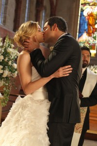 Yvonne Strahovski and Zachary Levi in CHUCK - Season 4 - "Vs. The Cliffhanger" | ©2011 NBC/Mike Ansell