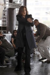 Mariska Hargitay in LAW & ORDER: SPECIAL VICTIMS UNIT - Season 13 - "Russian Brides" | ©2011 NBC/Will Hart