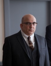 Jonny Coyne in ALCATRAZ - Season 1 - "Garrett Stillman" | ©2012 Fox/Michael Courtney