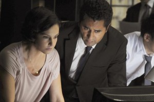 Ashley Judd and Cliff Curtis in MISSING - Season 1 - "Ice Queen" | ©2012 ABC/Bob D'Amico
