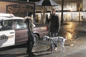 Jennifer Morrison and Raphael Sbarge in ONCE UPON A TIME - Season 1 - "What Happened to Frederick" | ©2012 ABC/Jack Rowand Jennifer Morrison and Raphael Sbarge in ONCE UPON A TIME - Season 1 | ©2012 ABC/Kharen Hill