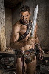 Manu Bennett in SPARTACUS: VENGEANCE | ©2012 Starz