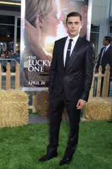 Zac Efron at the Los Angeles Premiere of THE LUCKY ONE | ©2012 Sue Schneider