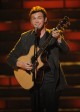 Phillip Phillips in the AMERICAN IDOL - Season 11 finale | ©2012 Fox/Michael Becker