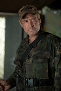 Will Patton commands on FALLING SKIES - Season 2 - "Shall We Gather Down by the River" | © 2012 James Dittiger/TNT
