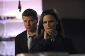 Emily Deschanel and David Boreanaz in BONES - Season 8 - "The But in the Joke" | ©2012 Fox/Ray Mickshaw