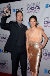 Kristin Kreuk and Jay Ryan at the PEOPLE'S CHOICE AWARDS for Best New TV Drama with BEAUTY AND THE BEAST | ©2013 Sue Schneider
