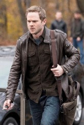 Agent Weston (Shawn Ashmore) leaves for his hotel in THE FOLLOWING "Welcome Home" | (c) 2013 David Giesbrecht/FOX