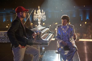 Director Steven Soderbergh and Michael Douglas as Liberace in BEHIND THE CANDELABRA | ©2013 HBO/Claudette Barius