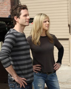 Glenn Howerton and Kaitlin Olson in IT'S ALWAYS SUNNY IN PHILADEPHIA - Season 8 - "Pop: The Final Solution" | ©2012 FX/Patrick McElhenney