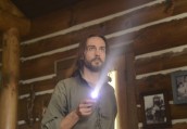 Tom Mison in SLEEPY HOLLOW - Season 1 - "The Lesser Key of Solomon" | ©2013 Fox/Brownie Harris