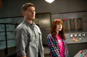 Jensen Ackles as Dean and Felicia Day as Charlie in SUPERNATURAL "Slumber Party" | (c) 2013 Diyah Pera/The CW