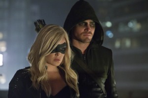 Stephen Amell and Caity Lotz in ARROW - Season 2 - "Crucible" | © 2013 The CW/Jack Rowand