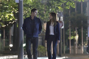 Jay Ryan and Kristin Kreuk in BEAUTY AND THE BEAST - Season 2 - "Hothead" | ©2013 The CW /Mark Holzberg