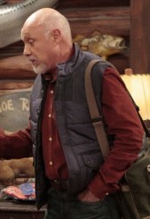 Hector Elizondo stars in LAST MAN STANDING | © 2014 ABC/CARIN BAER
