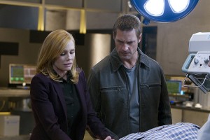 Gabriel (Josh Holloway) learns of an artificial intelligence killing scientists in INTELLIGENCE | © 2014 Monty Brinton/CBS Gabriel (Josh Holloway) learns of an artificial intelligence killing scientists in INTELLIGENCE | © 2014 Monty Brinton/CBS