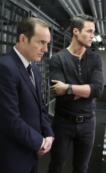 Coulson (Clark Gregg) and Ward (Brett Dalton) plan to save Skye (Chloe Bennet) on MARVELS AGENTS OF SHIELD | © 2014 ABC/Kelsey McNeal