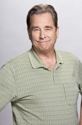 Beau Bridges in THE MILLERS - Season 1 | ©2014 Cliff Lipson/CBS