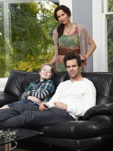 Benjamin Stockham, Minnie Driver and David Walton in ABOUT A BOY - Season 1 | ©2014 NBC/John Russo