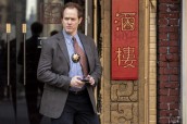 Raphael Sbarge in MURDER IN THE FIRST - Season 1 - "Who's Your Daddy?" | ©2014 TNT/Doug Hyun