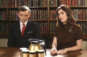 Michael Sheen as Dr. William Masters and Lizzy Caplan as Virginia Johnson in MASTERS OF SEX - Season 2 | ©2014 Showtime/Michael Desmond