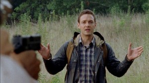 Aaron (Ross Marquand) reveals himself to the group in THE WALKING DEAD "Them" | © 2015 AMC