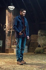 Dean (Jensen Ackles) gets set for battle with Cain in SUPERNATURAL | © 2015 Liane Hentscher/The CW