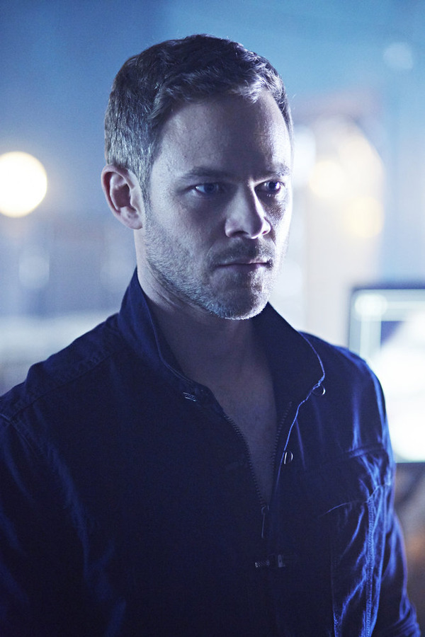 KILLJOYS Star Aaron Ashmore on Season 1 exclusive interview