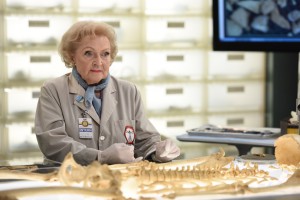 Betty White in the BONES - Season 11 - "The Carpals in the Cry-Wolves"| ©2015 Fox
