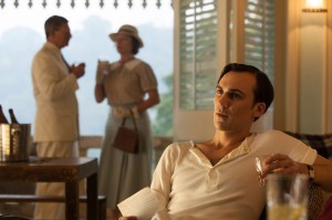 Jemima West as Alice Whelan and Henry Lloyd-Hughes as Ralph Whelan IN INDIAN SUMMERS | ©2015 PBS