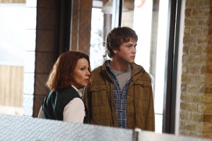 Lili Taylor as Anne Blaine and Connor Jessup as Taylor Blaine on AMERICAN CRIME | © 2016 ABC/Felicia Graham